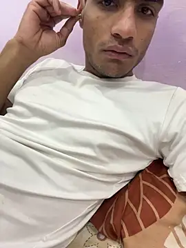 Snapshot of funny_sexxx chatting on December 2025 06:22:02 AM funny sexxx online show from December 2025 06:22:02 AM