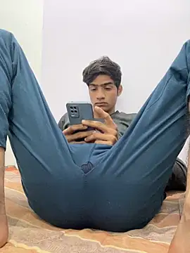 Snapshot of funny_sexxx chatting on February 2026 03:43:01 AM funny sexxx online show from February 2026 03:43:01 AM