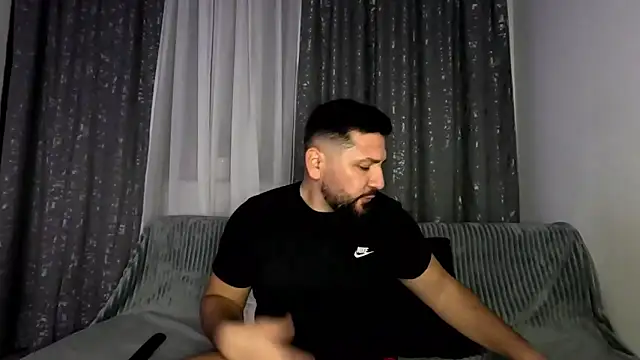 Gold Alpha Boy online show from October 2025 07:43:01 PM