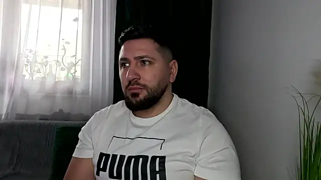 Gold Alpha Boy online show from February 2026 09:10:02 AM