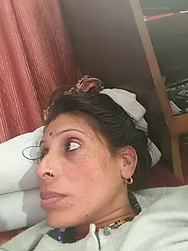 ISHANI-SINGH online show from November 2025 03:00:02 PM