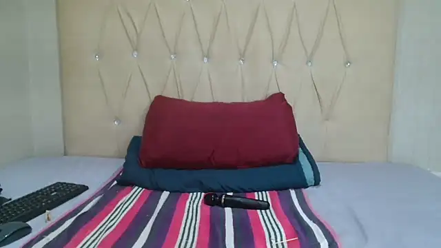 Sexybella-97 online show from November 2025 05:14:01 PM