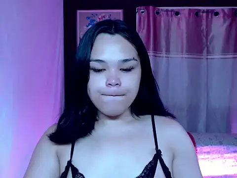 Snapshot of millany69 chatting on June 2026 07:39:01 AM millany69 online show from June 2026 07:39:01 AM