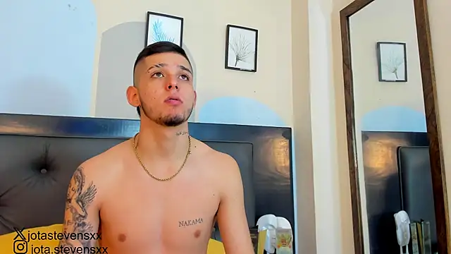 Mathewboy1 online show from April 2026 11:43:01 AM