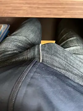 Cruel00 online show from December 2025 07:23:01 AM