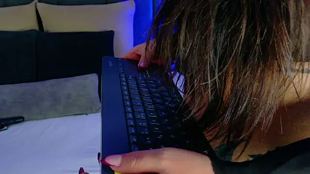 Adaa Stone online show from November 2025 04:12:02 AM