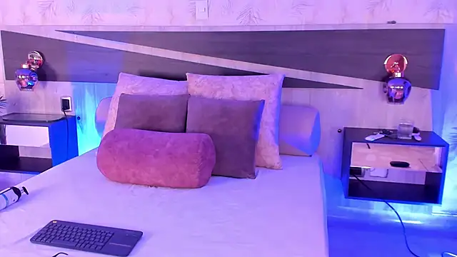 Adaa Stone online show from December 2025 03:45:02 AM