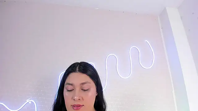 missweetpeach online show from November 2025 05:33:02 PM