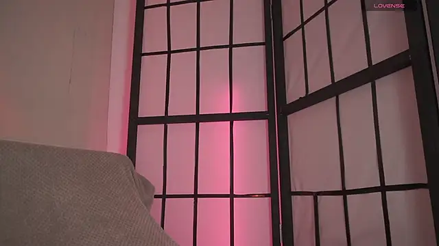 missweetpeach online show from April 2026 10:56:02 PM