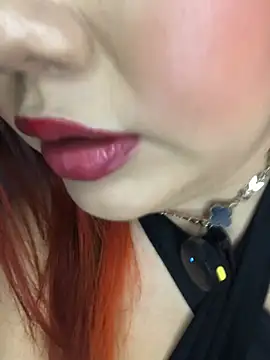 Snapshot of pamelalambert chatting on April 2026 02:36:01 AM pamelalambert online show from April 2026 02:36:01 AM