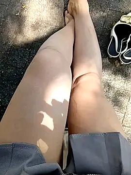 Jessical--Li online show from October 2025 04:55:02 AM