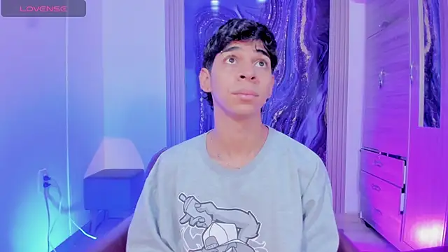 The best twink online show from December 2025 11:15:01 AM