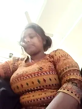 Hot crety online show from February 2026 02:37:01 AM