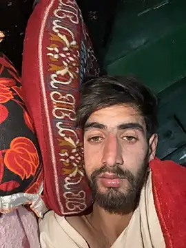 lyath3245 online show from February 2026 09:04:01 PM