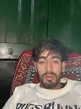 lyath3245 online show from April 2026 07:58:01 PM