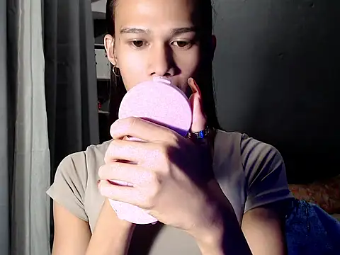 urseductivebarbie xx online show from February 2026 02:14:01 PM