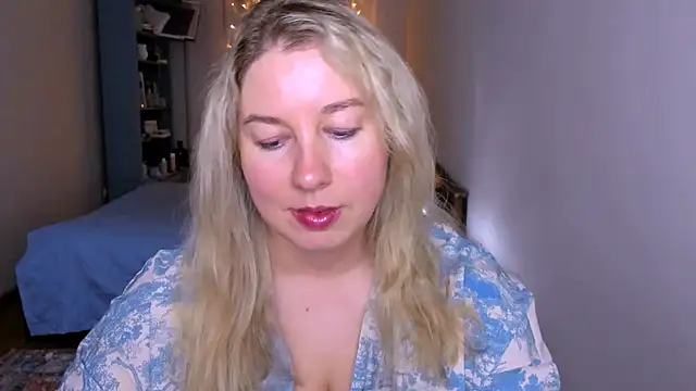 NancySanders online show from June 2026 06:29:02 PM