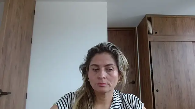 linda-mature43 online show from November 2025 03:23:01 PM