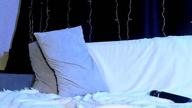 Eva Re online show from March 2026 07:34:02 AM