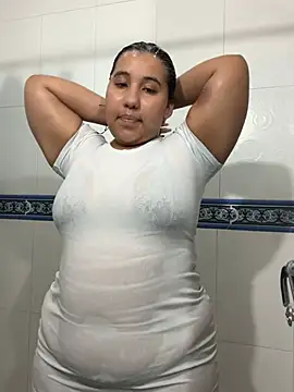 la pequena culona online show from April 2026 09:26:02 PM