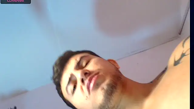 Luna logan online show from October 2025 02:06:01 PM