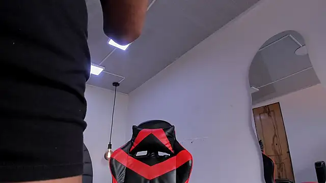 LissyAndrade online show from April 2026 08:01:02 PM