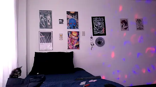 plutonbluemooon333 online show from December 2025 08:59:01 PM