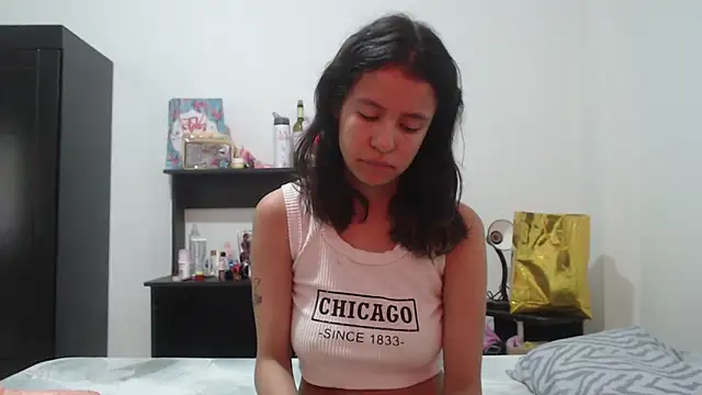 nathaly jones  online show from June 2026 12:37:01 PM