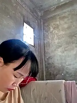 maple694 online show from September 2025 02:45:01 AM