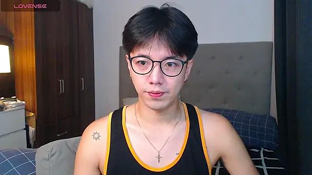 Addictiveboi online show from September 2025 03:43:01 AM