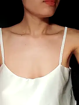 Hinna x online show from September 2025 08:42:01 PM