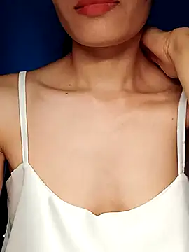 Hinna x online show from September 2025 12:34:01 AM