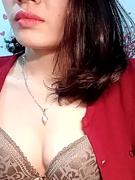 Hinna x online show from February 2026 03:07:01 PM