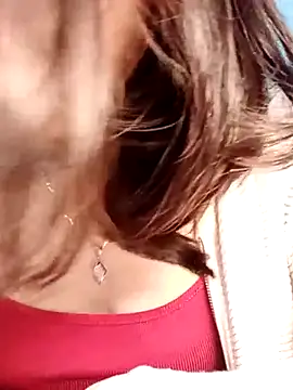 Hinna x online show from February 2026 10:18:01 PM