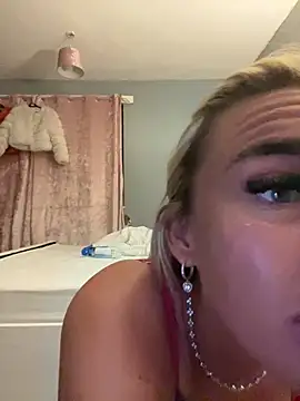 EllieMaeBaby online show from February 2026 11:08:01 PM