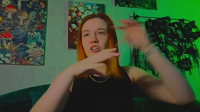 Snapshot of the_high_priestess chatting on April 2026 03:04:02 AM the high priestess online show from April 2026 03:04:02 AM