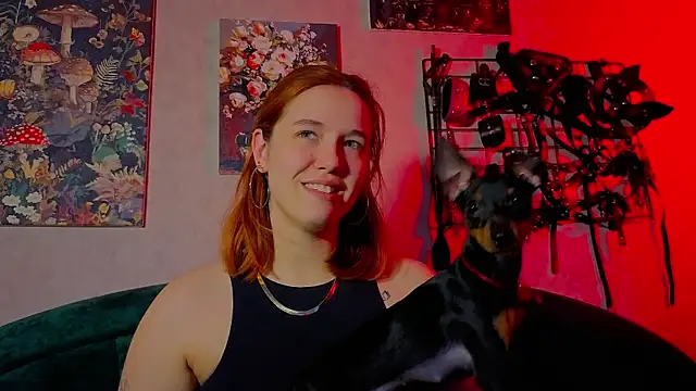 Snapshot of the_high_priestess chatting on May 2026 02:50:02 AM the high priestess online show from May 2026 02:50:02 AM