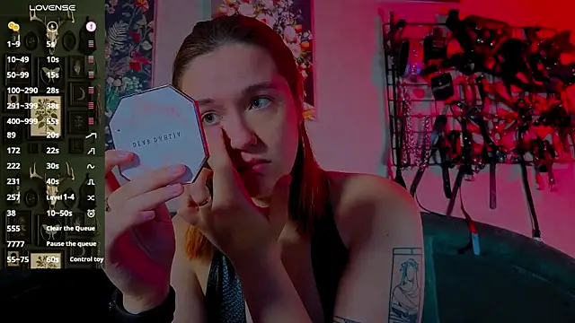 Snapshot of the_high_priestess chatting on May 2026 05:04:01 AM the high priestess online show from May 2026 05:04:01 AM