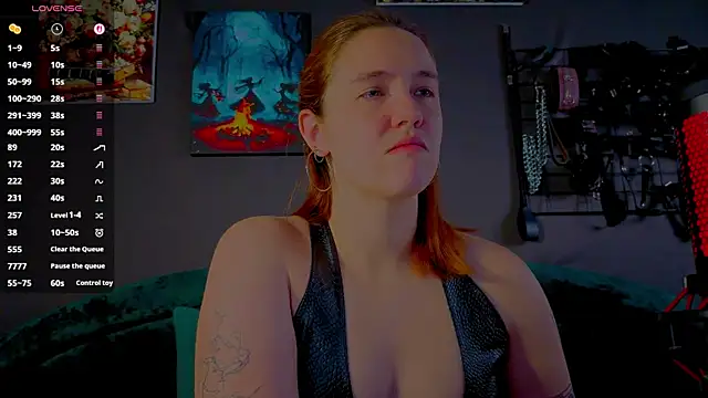Snapshot of the_high_priestess chatting on May 2026 03:04:02 AM the high priestess online show from May 2026 03:04:02 AM