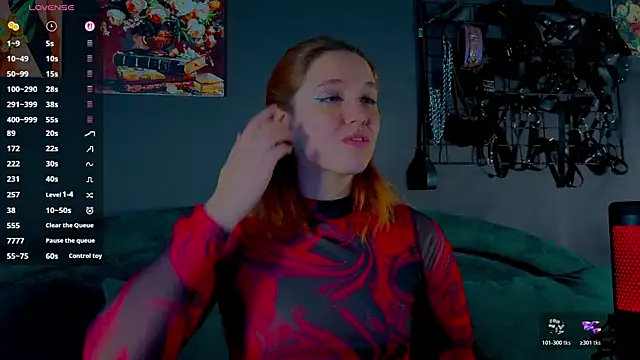 Snapshot of the_high_priestess chatting on June 2026 06:52:02 AM the high priestess online show from June 2026 06:52:02 AM