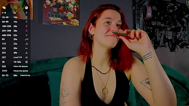 Snapshot of the_high_priestess chatting on June 2026 02:48:01 AM the high priestess online show from June 2026 02:48:01 AM