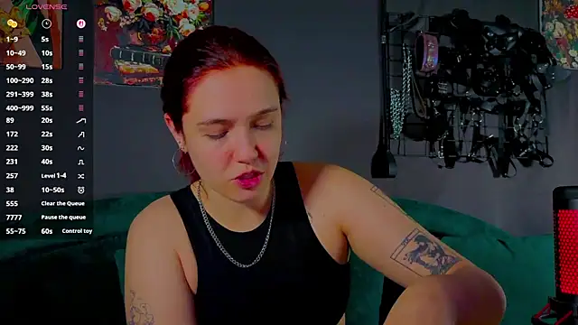 Snapshot of the_high_priestess chatting on June 2026 03:18:01 AM the high priestess online show from June 2026 03:18:01 AM