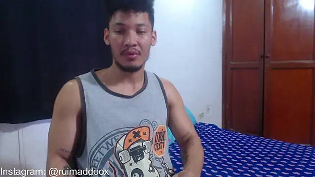 RuiMaddoox online show from February 2026 05:22:02 PM