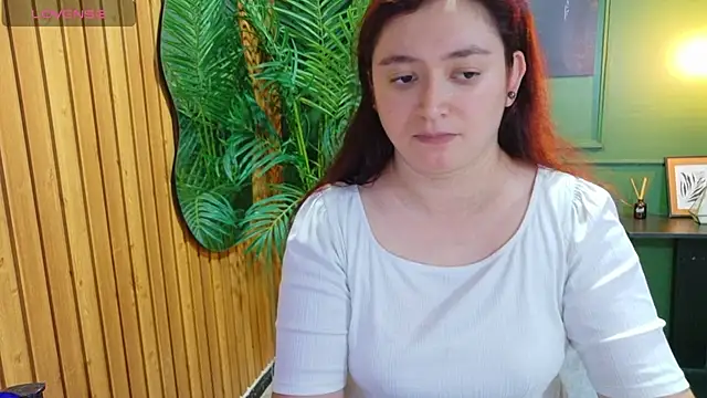 Snapshot of Anaa_Rose chatting on July 2026 05:23:02 PM Anaa Rose online show from July 2026 05:23:02 PM