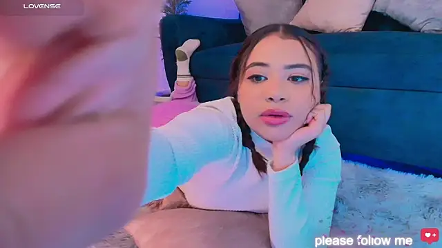 nicemiiaa7  online show from December 2025 09:25:01 AM