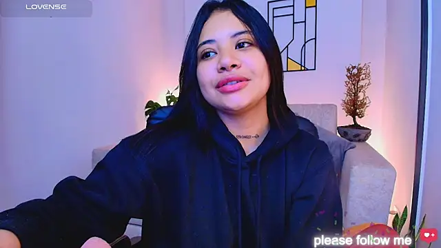 nicemiiaa7  online show from February 2026 02:51:02 PM