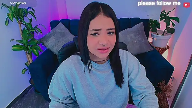 nicemiiaa7  online show from March 2026 12:09:01 PM