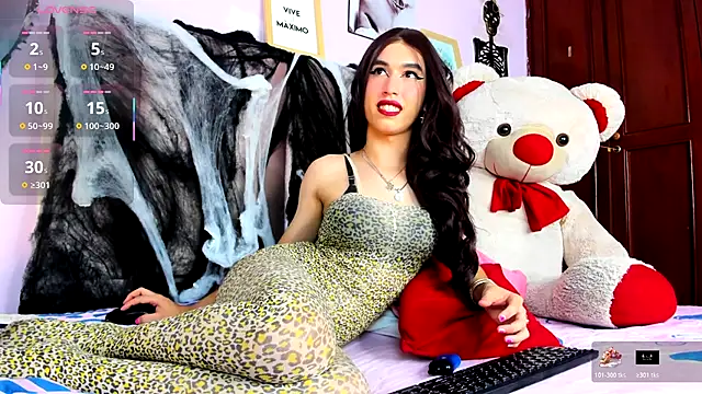 ashley moss online show from October 2025 05:34:02 PM