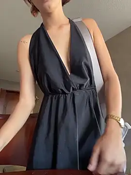 Melody-baby online show from November 2025 09:24:02 PM