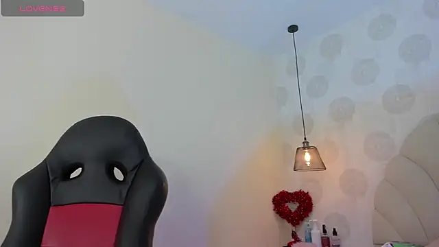 GIANAMILLER6 online show from April 2026 12:11:02 PM